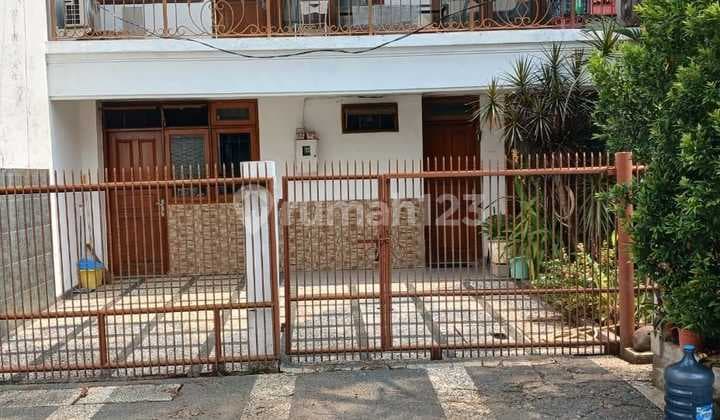 Dijual Rumah Bagus di Pulomas Timur Jakarta Timur
