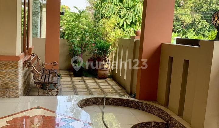 Dijual Rumah 3 Lantai Full Furnish di Perumahan Nuansa Pesanggrahan