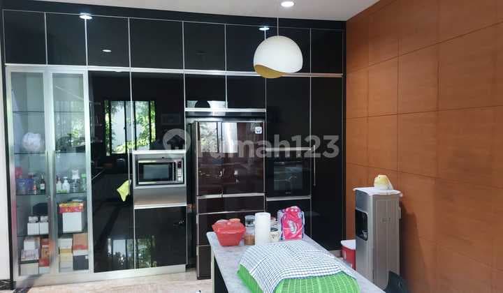 Dijual Rumah Mewah di Cluster Asia Tropis Harapan Indah Bekasi