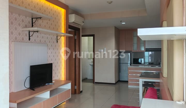 Green Bay Pluit Furnished Hadap Timur Matahari Pagi
