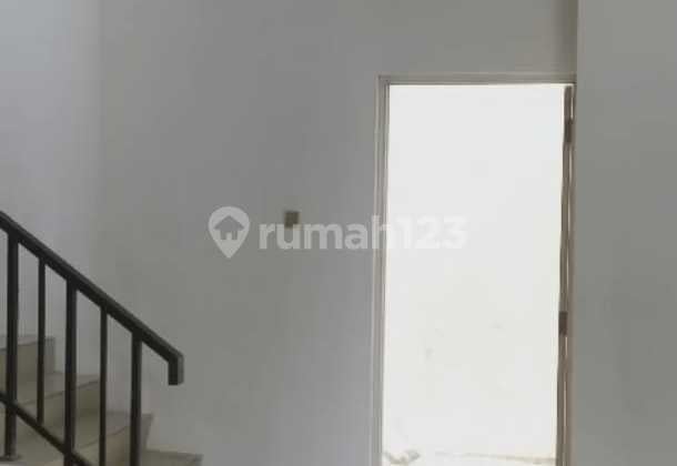 3-story shop house for sale in Heliconia, Harapan Indah, Bekasi.