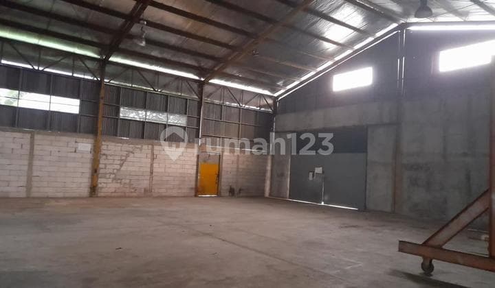 Gudang dan Kantor di Lokasi Strategis Pusat Kota Kh Agus Salim Bekasi Timur Dijual dengan Luas 1000M2