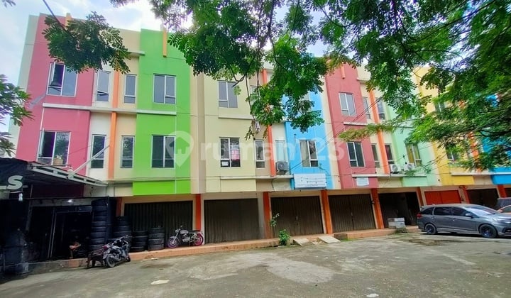Ruko 3 Lantai Siap Usaha Hadap Jalan Besar Karawaci Tangerang