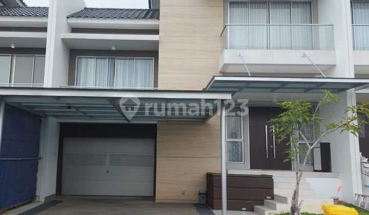 Rumah Golf Island Cluster Violin Full Furnish Ada Kolam Renang !!