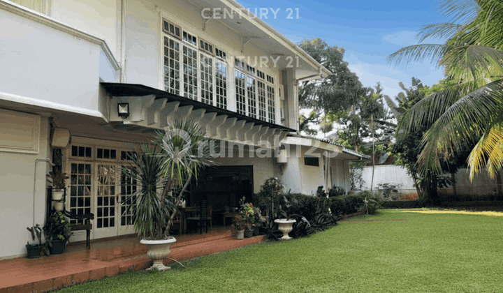 For Sale: House in Kertanegara, Kebayoran Baru, Prime Location