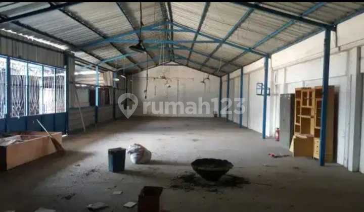 Dijual Gudang dan Kantor Daerah Baleendah Akses Jalan Besar Parkiran Luas Strategis dan Akses Mudah