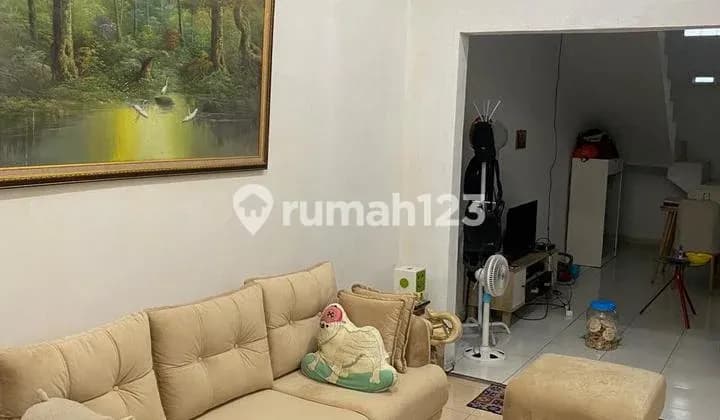 Dijual Rumah 2 Lantai di Komplek Private Vilage Dekat Stt Telkom