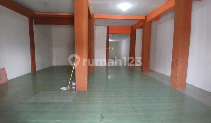 Disewakan Gudang Bersih Siap Huni Cocok untuk Kantor atau Ruang Usaha di Daerah Batujajar Kabupaten Bandung Barat