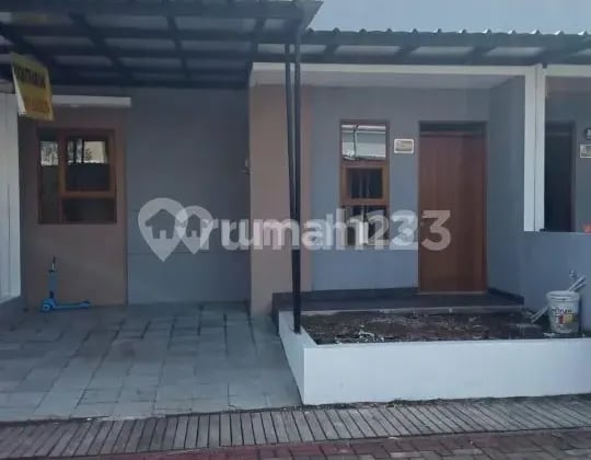 Rumah Murah Dekat Fasilitas Umum di Spring Garden Residence Buah Batu