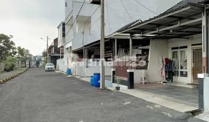 Rumah Minimalis Parkir Luas Dekat Fasilitas Publik di Ciganitri Bojongsoang Bandung
