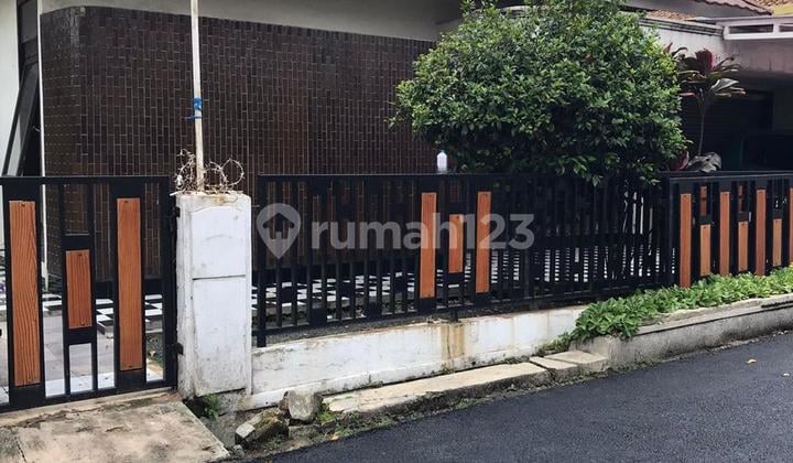 Dijual Rumah di Komplek New Pharmindo Cimahi Selatan Hunian Asri dan Nyaman Siap Huni Lokasi Strategis