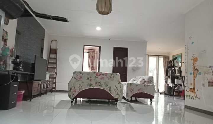 Dijual Rumah Green Court Jakarta Barat