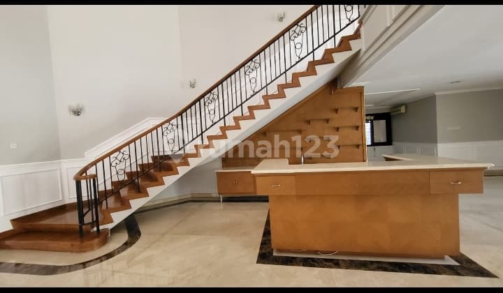 Disewakan Rumah Kemang Jakarta Selatan