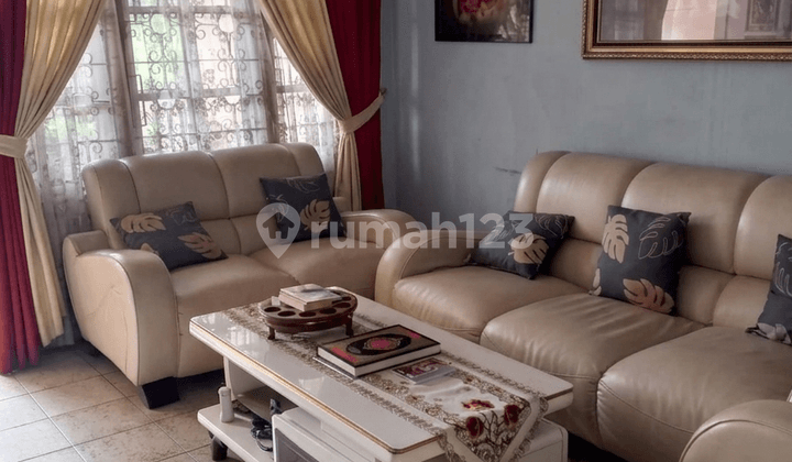 FOR SALE: 2-Story House in Tebet
