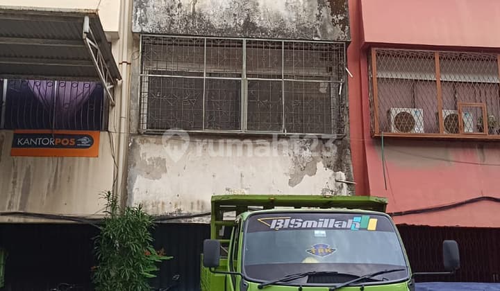 Ruko Pangeran Jayakarta 3 Floors Strategic Location 4.5 X 20