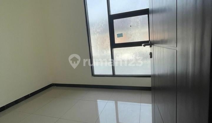 Dijual Rumah Siap Huni di Taman Kopo Indah 5