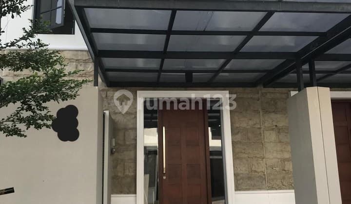 Sewa Rumah 2 Lantai di Grand Harvest Dekat Wiyung dan Pakuwon Mall Surabaya Barat