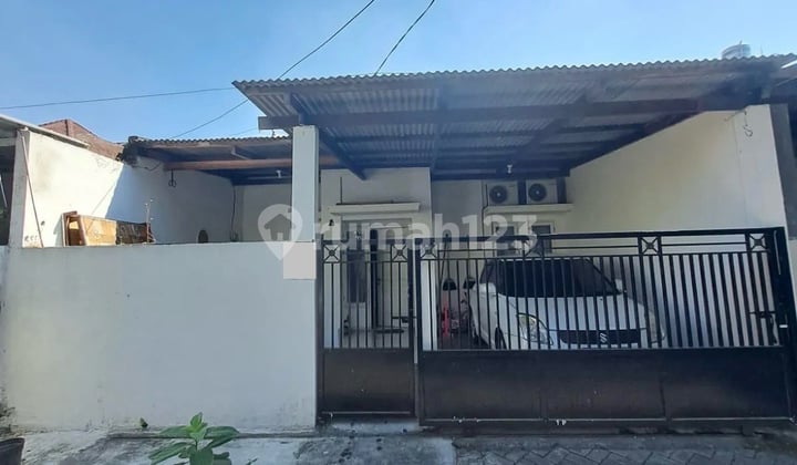 Disewakan Rumah Deltasari Sidoarjo Siap Huni