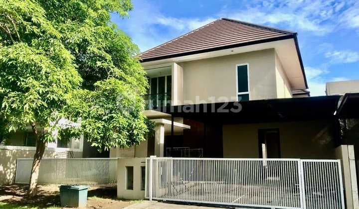 Buy Rent House Graha Natura Semi-Furnished Near Pakuwon Mall Citraland