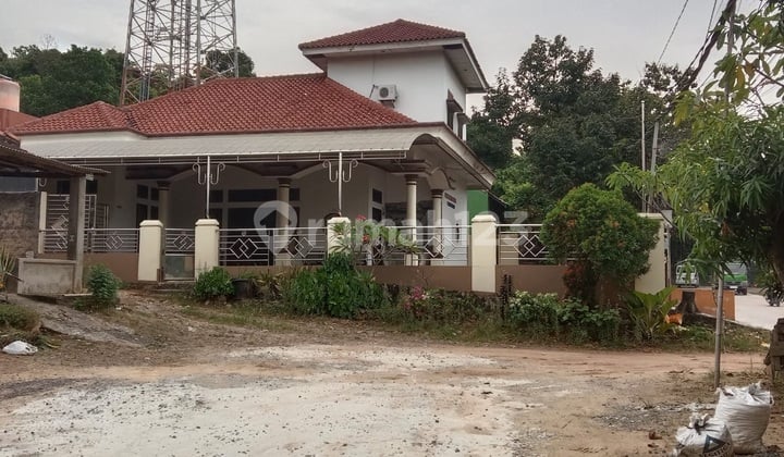 Rumah Second Pinggir Jalan Lt 408 di Campang Raya
