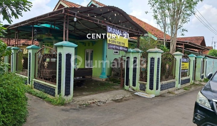 Rumah Tinggal Di Desa Waruroyom Depok Cirebon