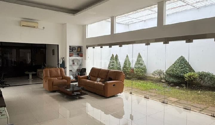 Beautiful Minimalist House in the Center of Cirebon City