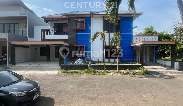 Dua Unit Rumah Jadi 1 di Taman Cipto Cirebon