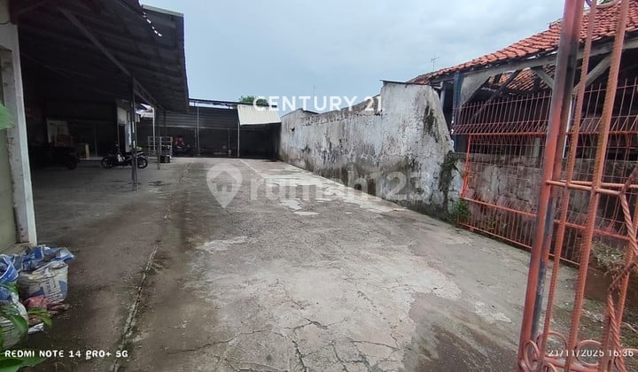 Tanah dan Bangunan Space Usaha di Karangsembung