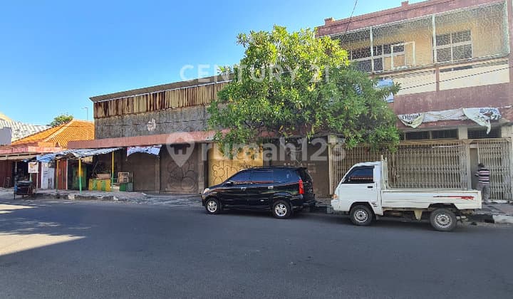 Bangunan Tempat Usaha dan Gudang di Parujakan