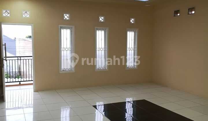 Dijual Rumah Minimalis Nyaman di Cihanjuang Parongpong