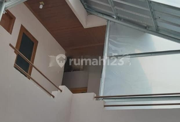 Dijual Kost Aktif Strategis di Kawasan Setiabudi