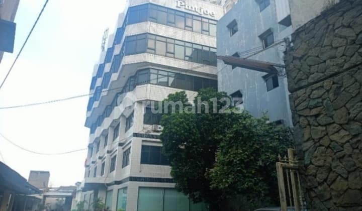 Gedung 6 Lantai Harga NJOP Gajah Mada Strategis Jakarta Pusat
