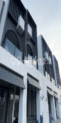 For Sale 3-Story Shop House in Excellent Condition at VPT Malang