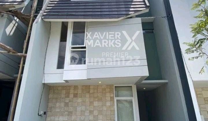 Dijual Rumah Baru Full Furnish Dekat dengan Jantungnya Kota Malang di Tumenggung Suryo