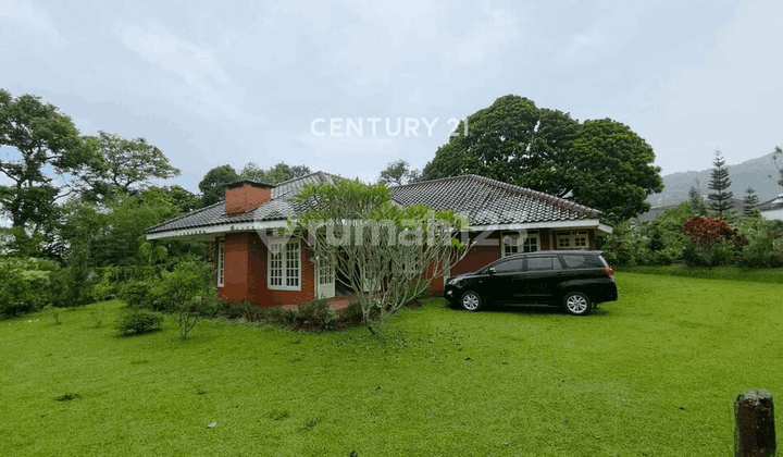 Villa di Cisarua Bogor Luas Tanah 4650 M2 Lahan Super Luas