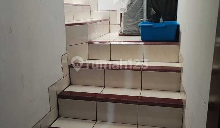 Dijual Rumah di Jalan Raya Kelapa Gading Permai
