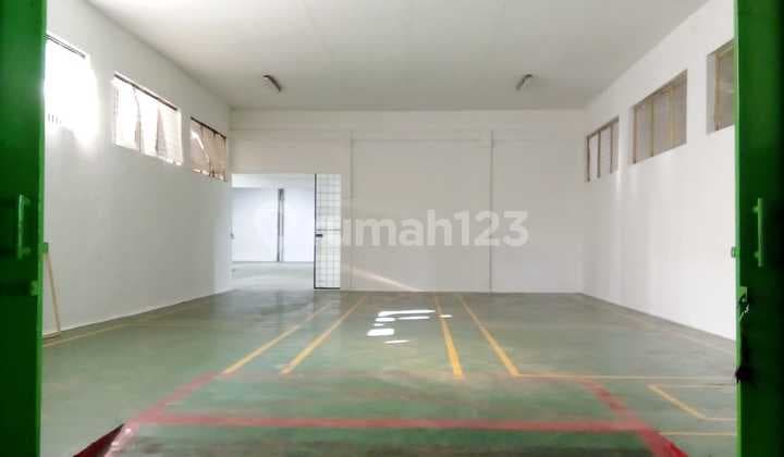 Warehouse for Sale Ready for Use in Cakung, East Jakarta