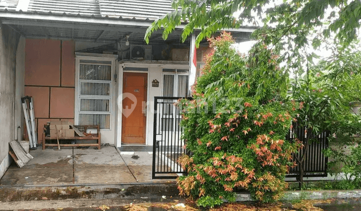 Rumah Hook Bebas Banjir Siap Huni Sudah Renov di Cileungsi