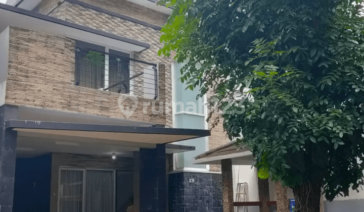 Rumah 2 Lantai Lokasi Strategis Dekat Mall,Lrt,Rumah Sakit,