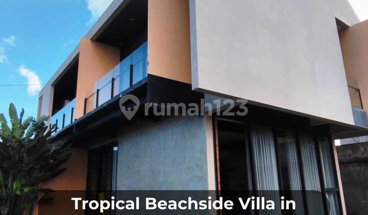 Tropical Modern Beachside Villa In Pantai Gumicik, Ketewel - Bali