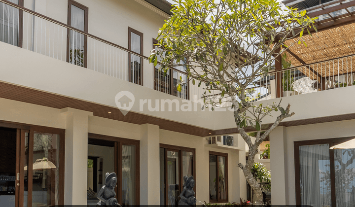 Stunning Sea View Villa In Uluwatu