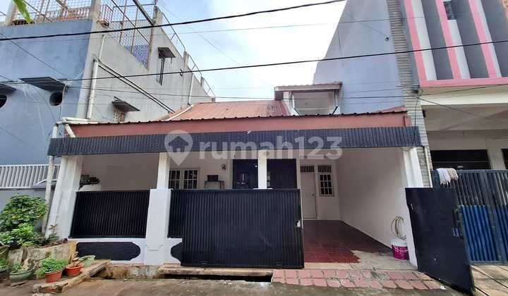 Rumah 2 Lantai, SHM Lb.150. 4Kt, 1 Km Tol, Pusat Kuliner