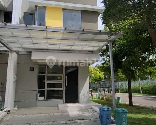 Rumah Pik 2 Posisi Hook 2 Lantai Siap Huni