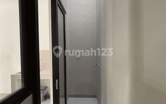 Rumah 2 Lantai Milenial 6X10 M - Siap Huni