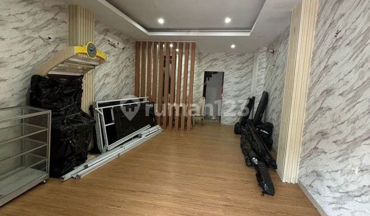 Ruko Cocok untuk Kantor atau Usaha 4Lantai Siap Huni