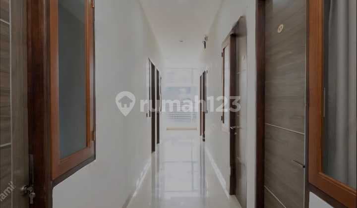 Rumah Kost Full Terisi Lokasi Strategis Dekat Universitas Cocok untuk Invest