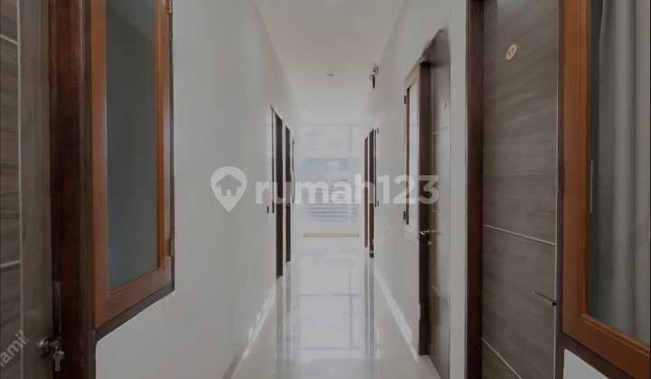 Rumah Kost Full Terisi Lokasi Strategis Dekat Universitas Cocok untuk Invest