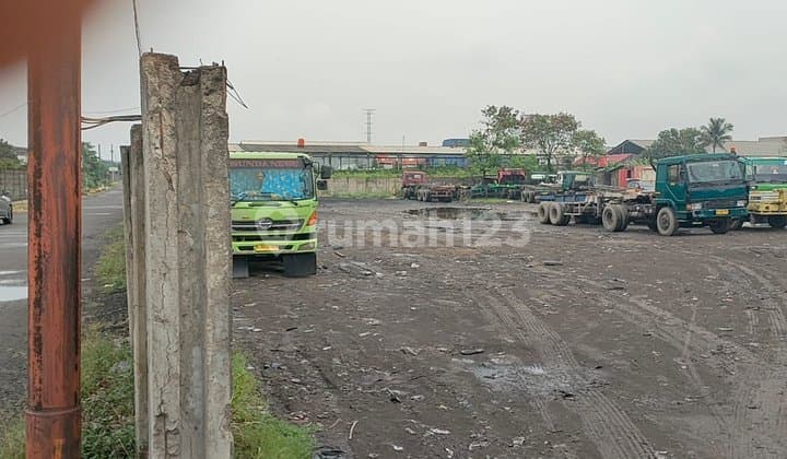 The only warehouse area land in Jakarta