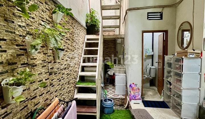 Rumah Bintaro 2.5 M Hadap Selatan