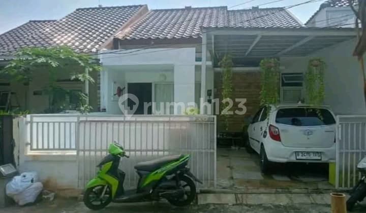 Rumah Second Ada Mini Pool Anak Siap Huni